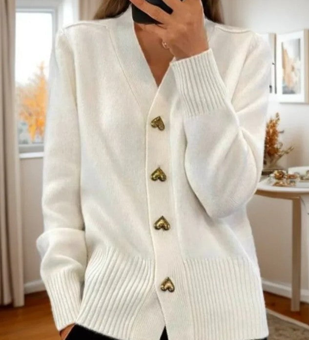 ADELE CÁRDIGAN ELEGANTE CON BOTONES DE CORAZONES