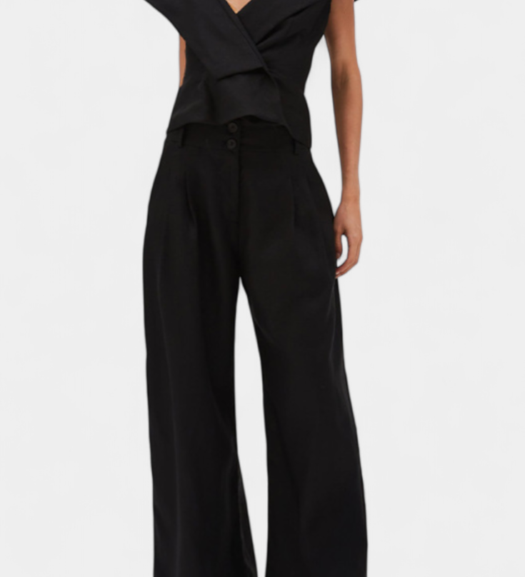 Hayden Conjunto Top Asimétrico y Pantalón Palazzo